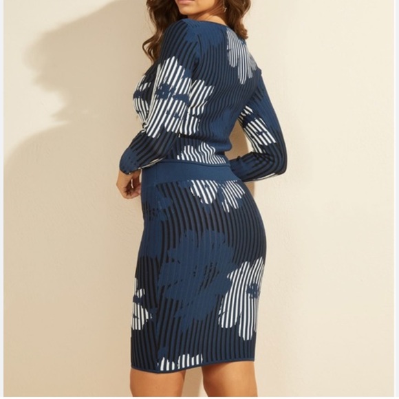 New Guess Marciano Sofia Jacquard Ribbed Crop Falling Long Sleeve S - Picture 4 of 6